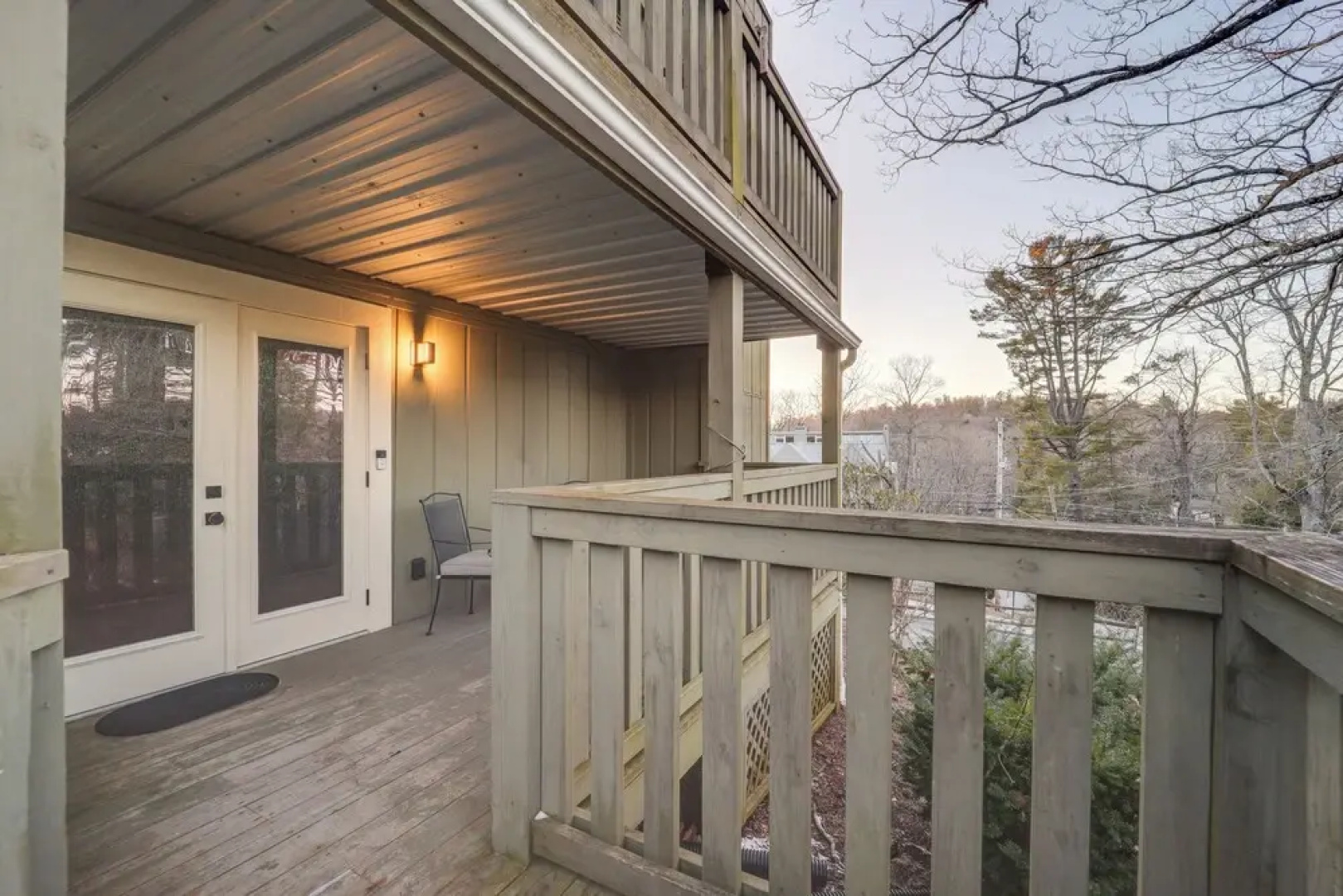 Steps to Dtwn & Fabulous Restaurants: Chic Condo