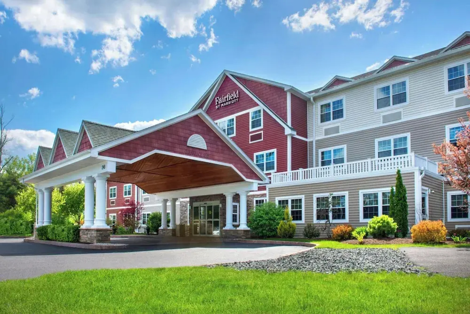 Fairfield Inn & Suites Lenox Great Barrington/Berkshires