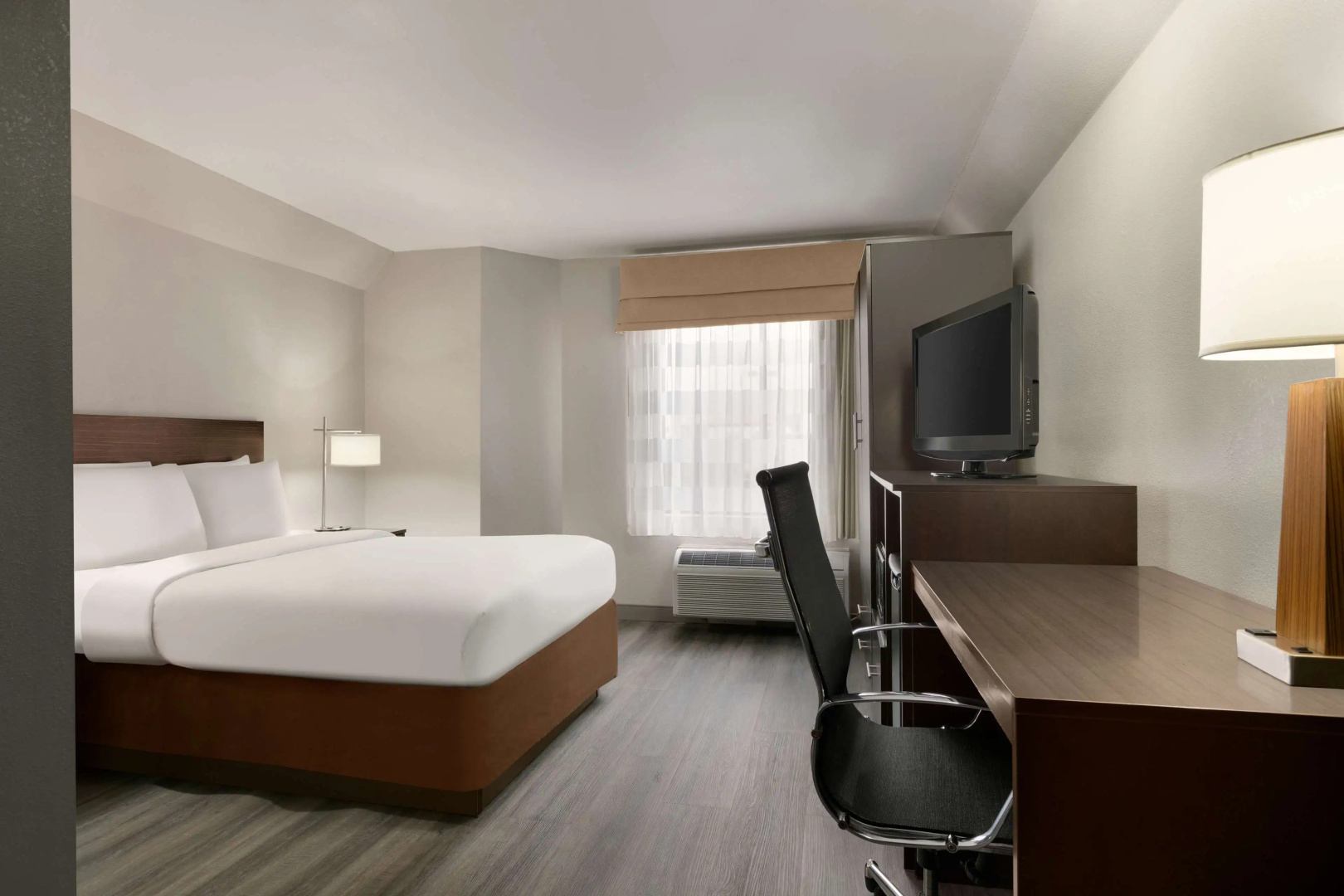 Country Inn & Suites by Radisson, Roanoke Rapids, NC