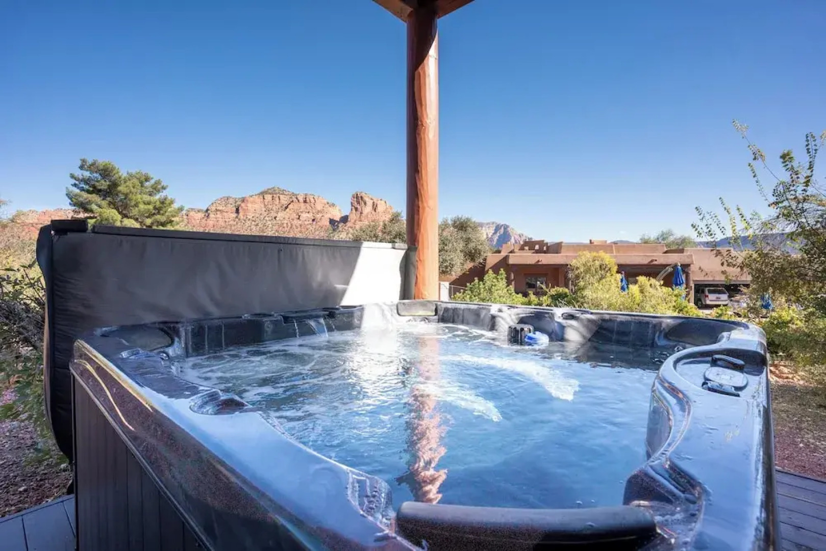 Hot Tub & Mtn Views: Expansive Sedona Retreat