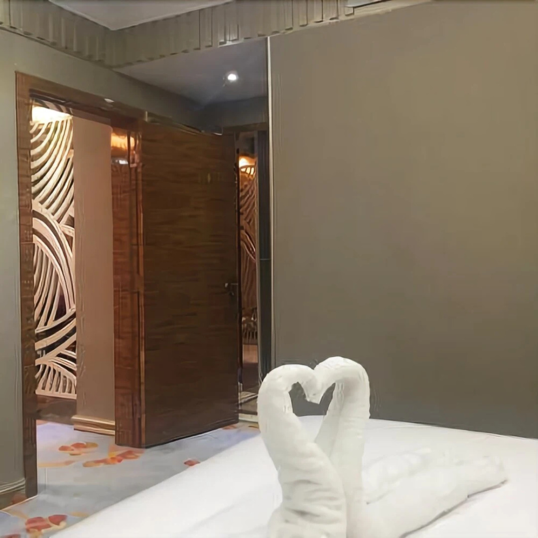 曲靖翠峰大酒店