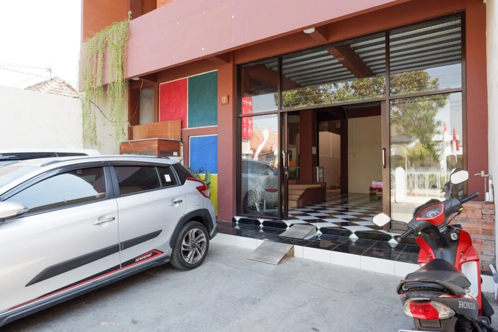 RedDoorz Syariah near Stasiun Pekalongan