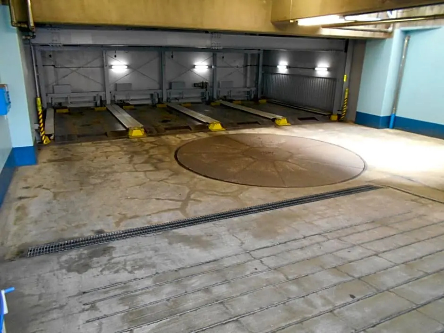 Nishikawaguchi Station Hotel Stay Lounge