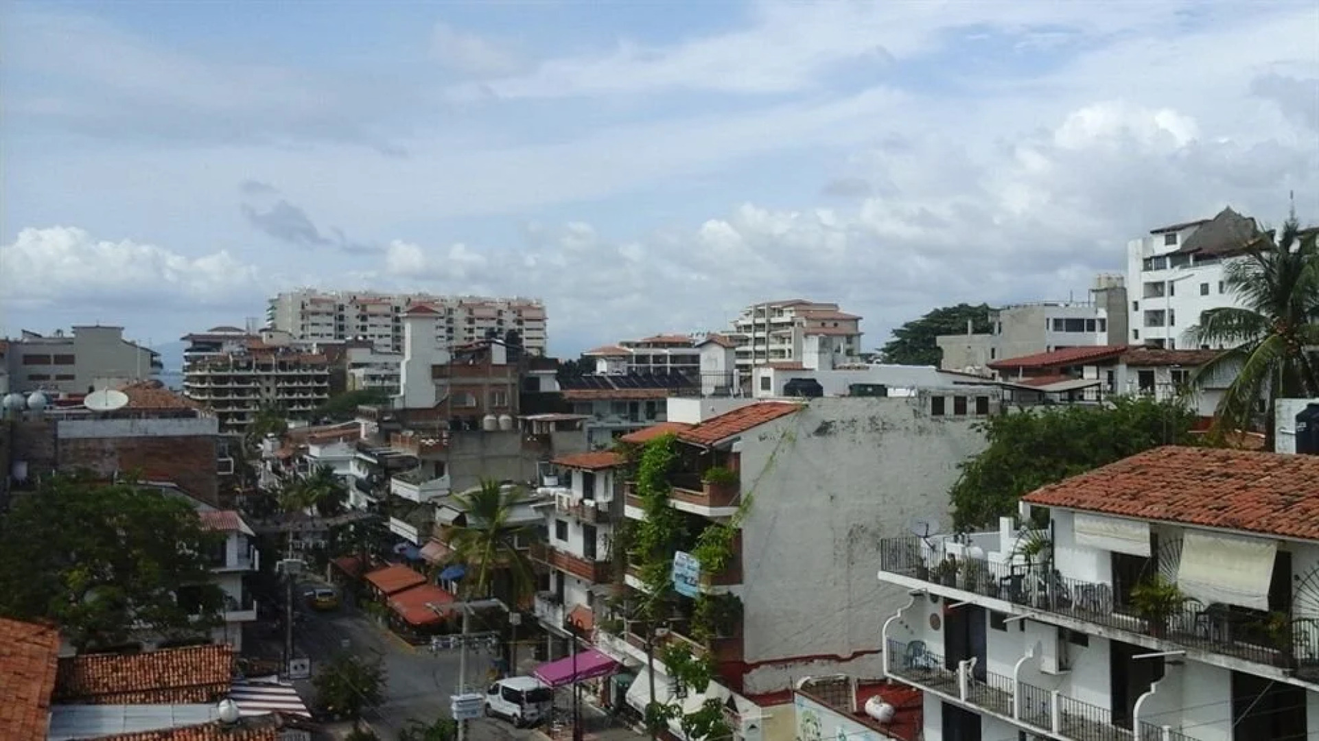 Carolina del Mar Beach Suites