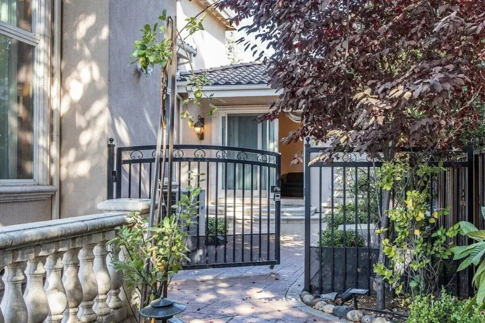 Elegant 1-bedroom Suite in Cupertino