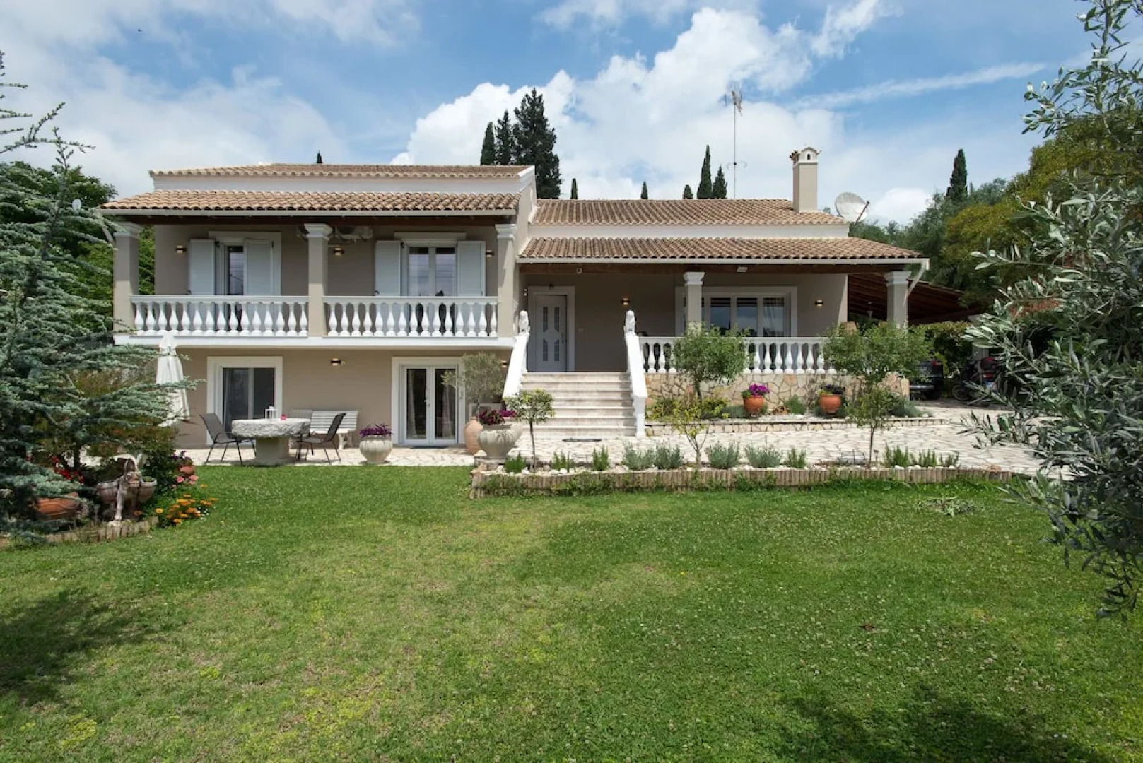 Georgia's Corfu Apartment