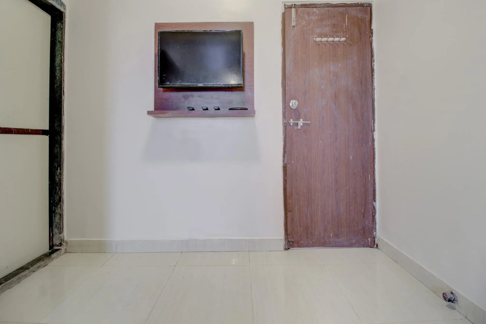 Della Conforts by OYO Rooms