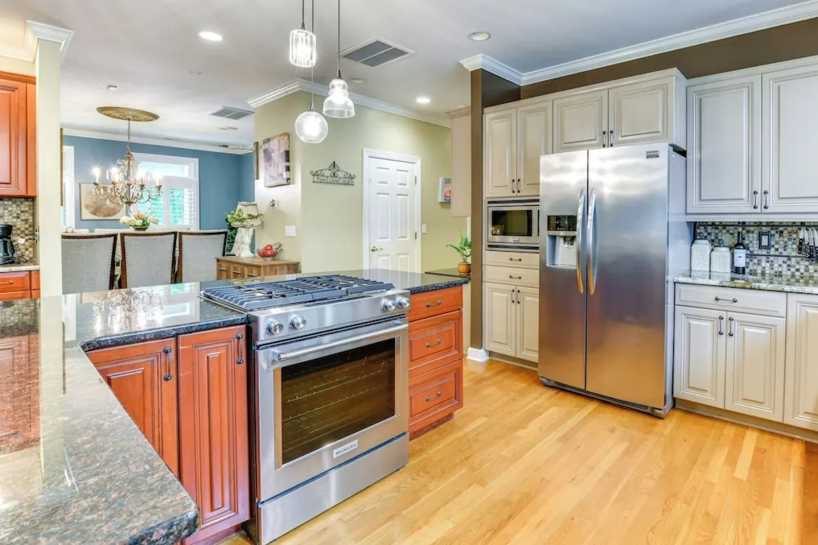 Sherrills Ford Escape w/ Hot Tub, Deck & Yard