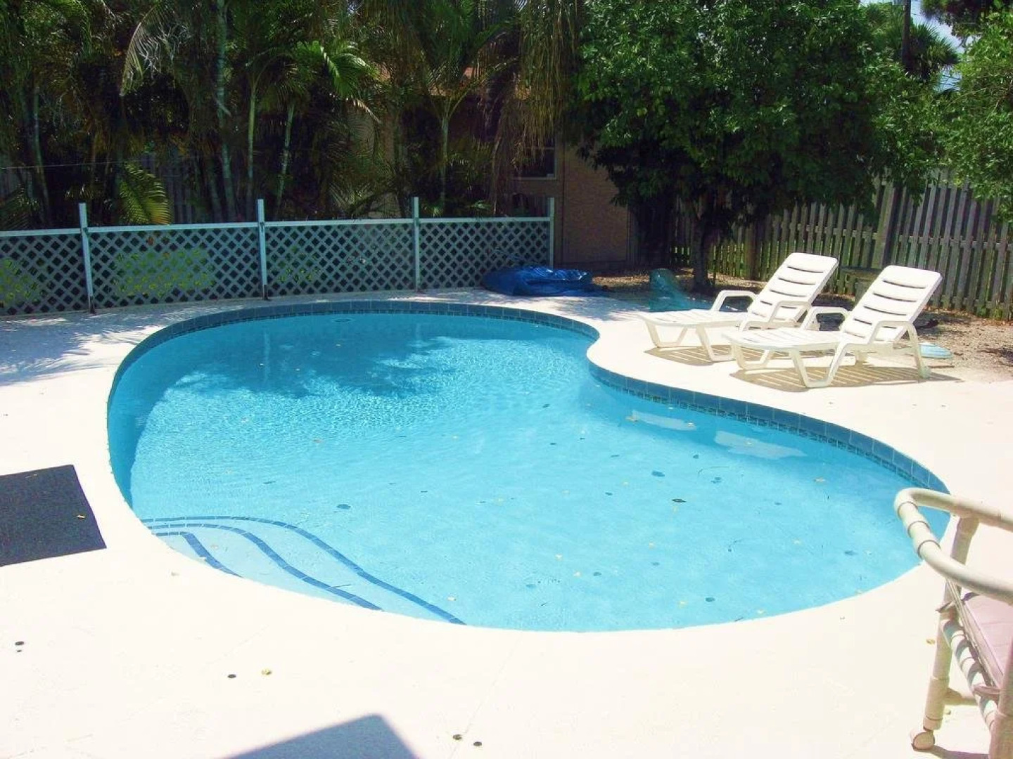 Rialto Mansion - Six Bedroom Home