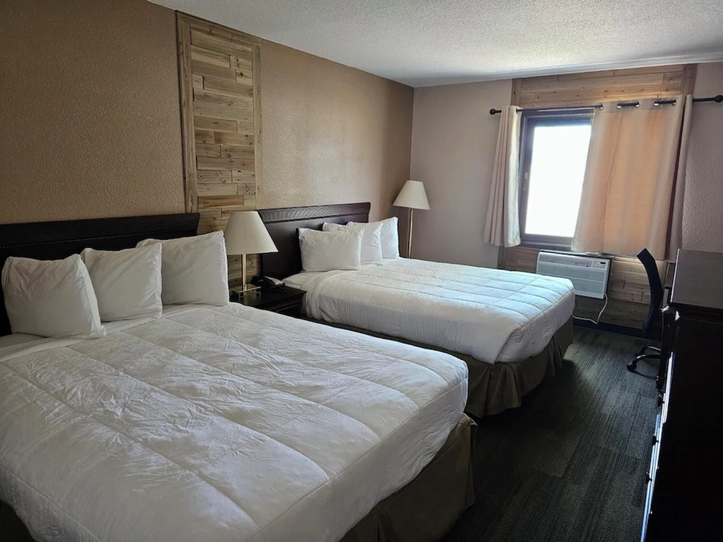 Crookston Inn & Convention Center