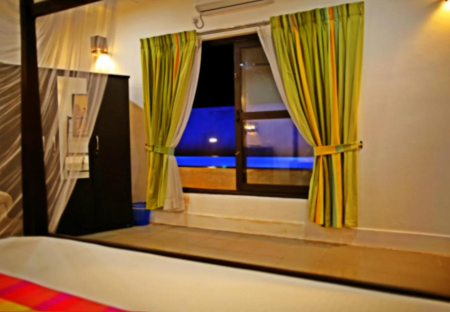 Villa Pinnawala & Restaurant