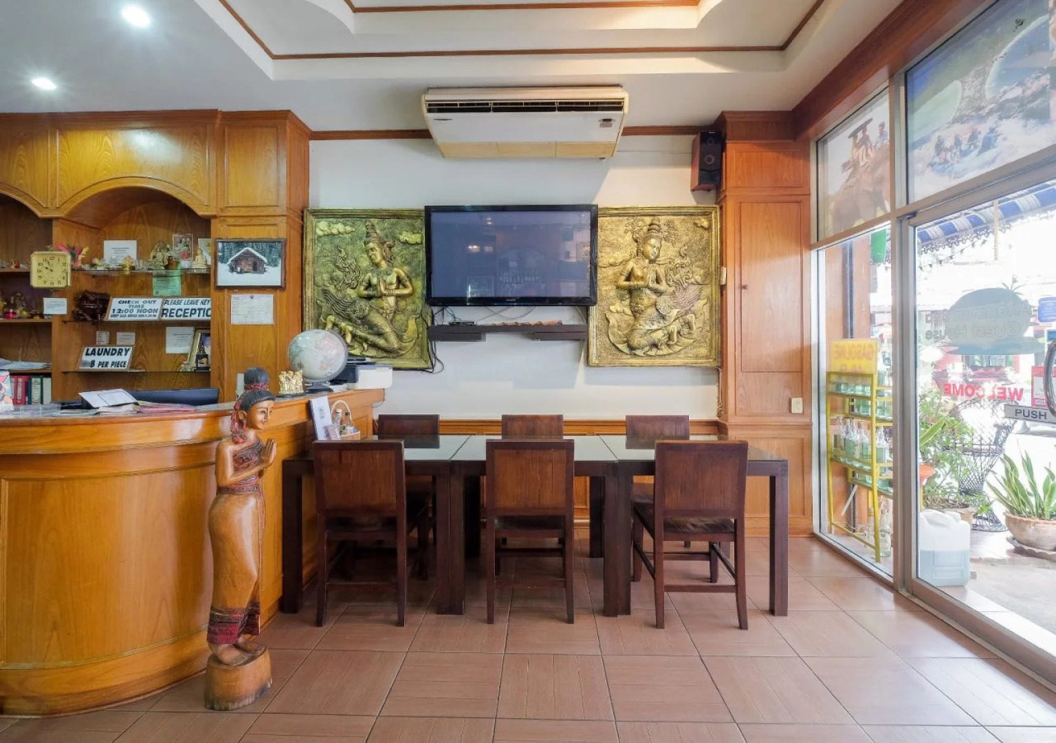 Andaman Sea Guesthouse