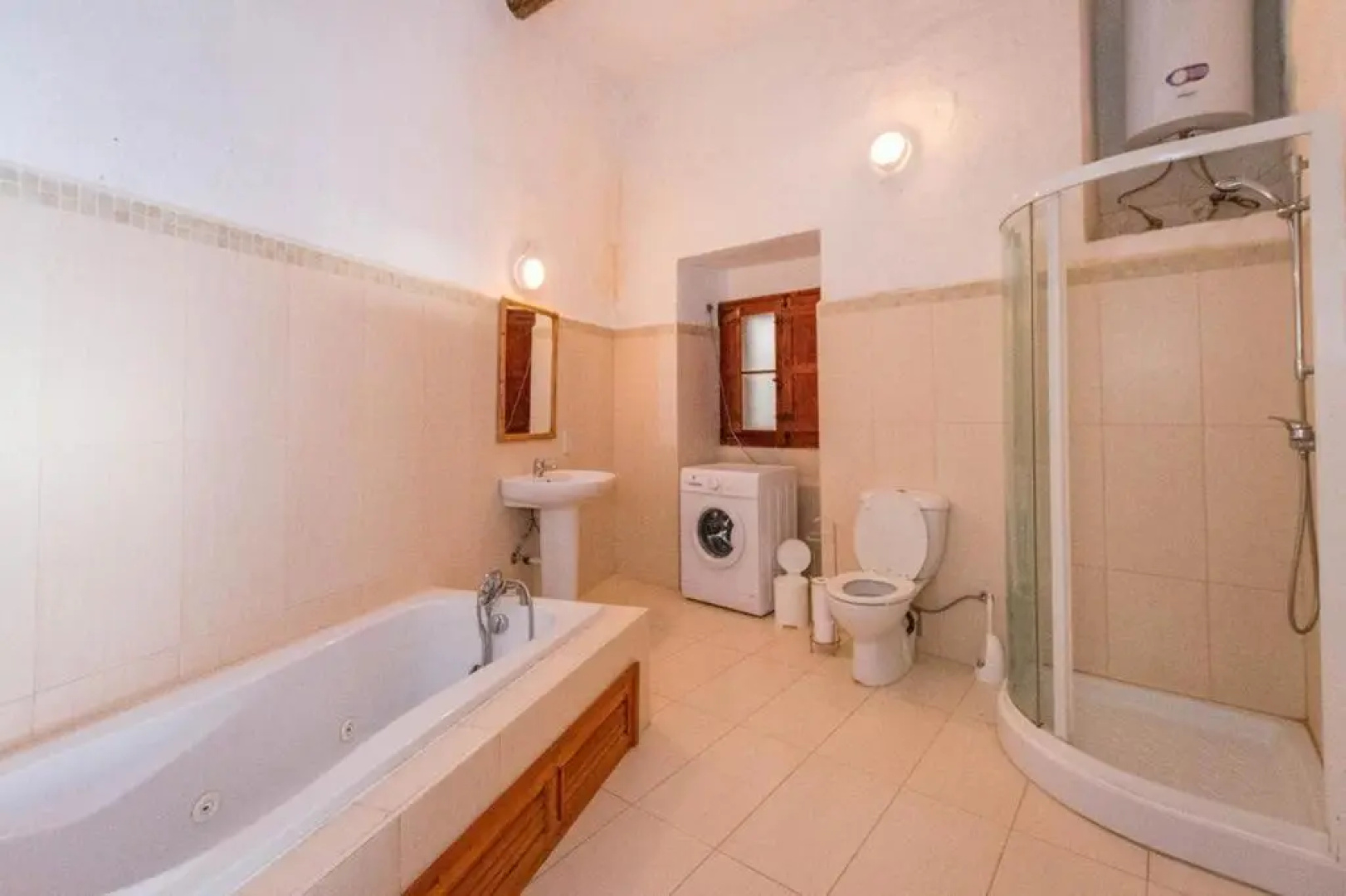 Farmhouse Cala2