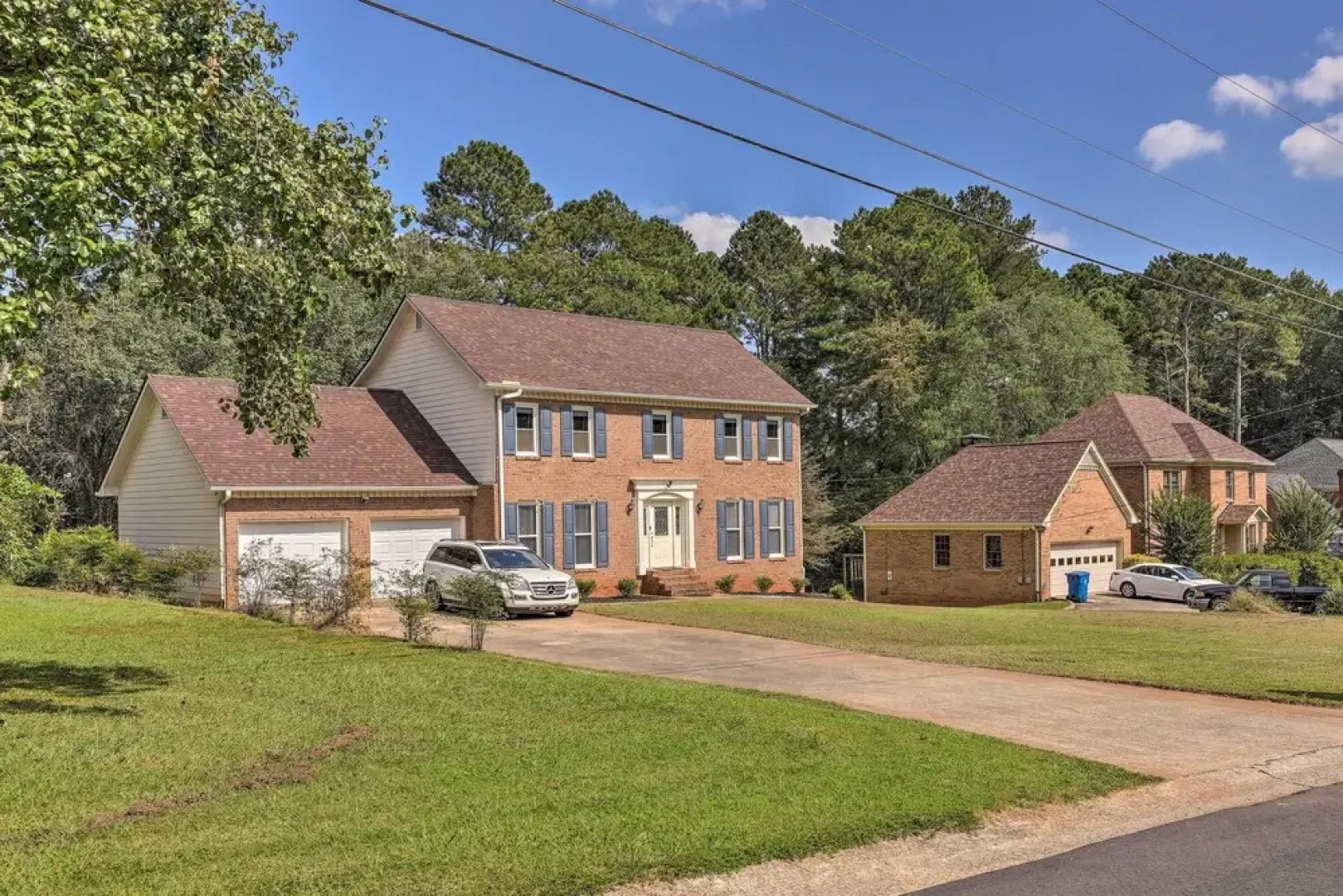 Pet-friendly House w/ Deck in Lawrenceville