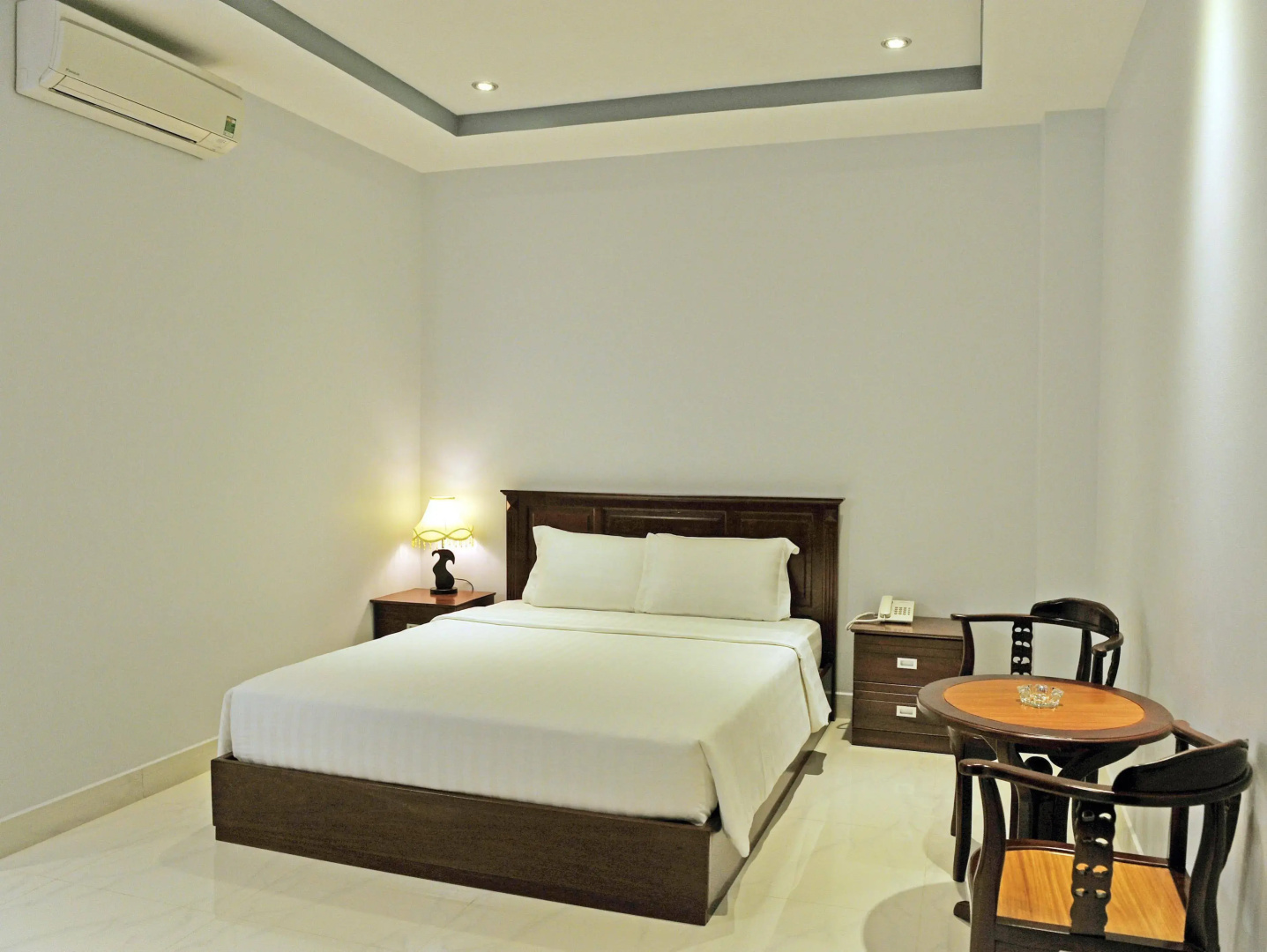 Phoenix Hotel