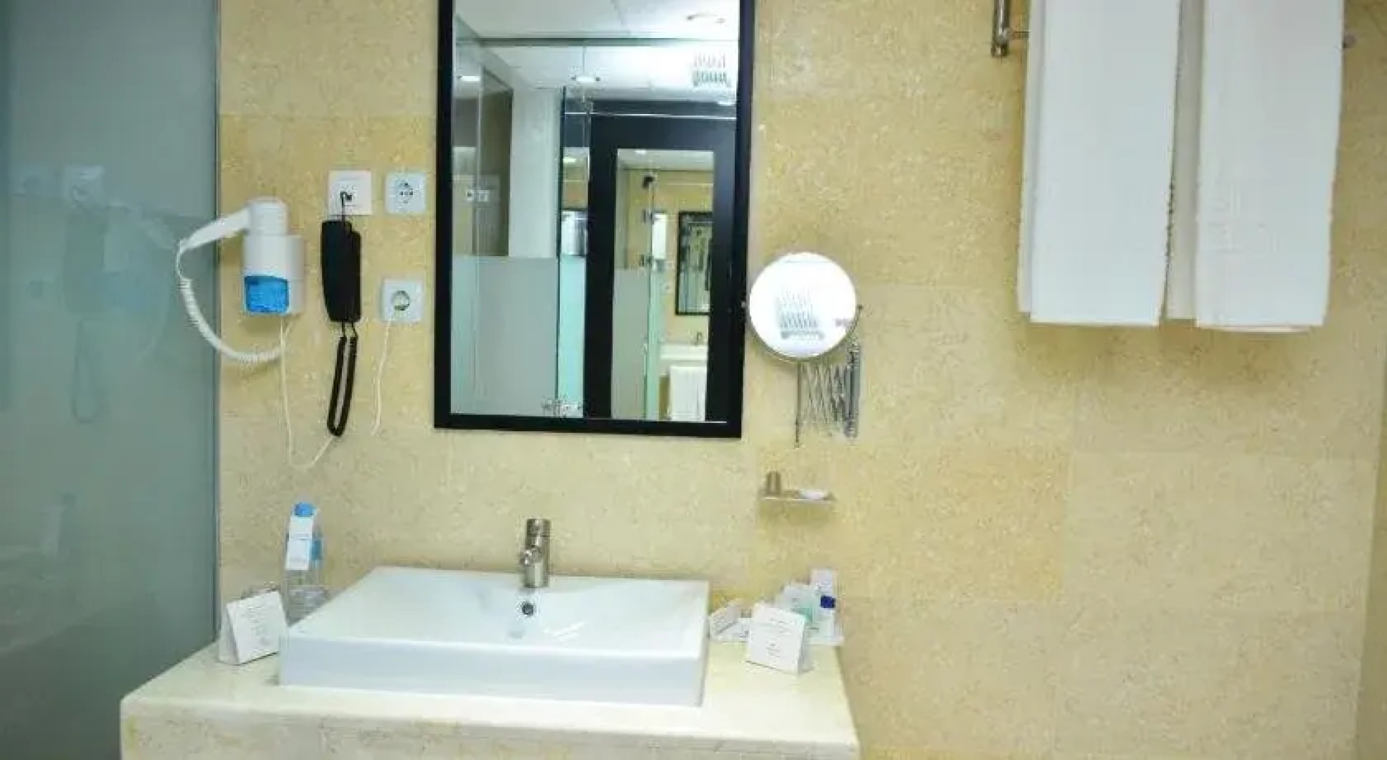 Golden Tulip Adef Oran