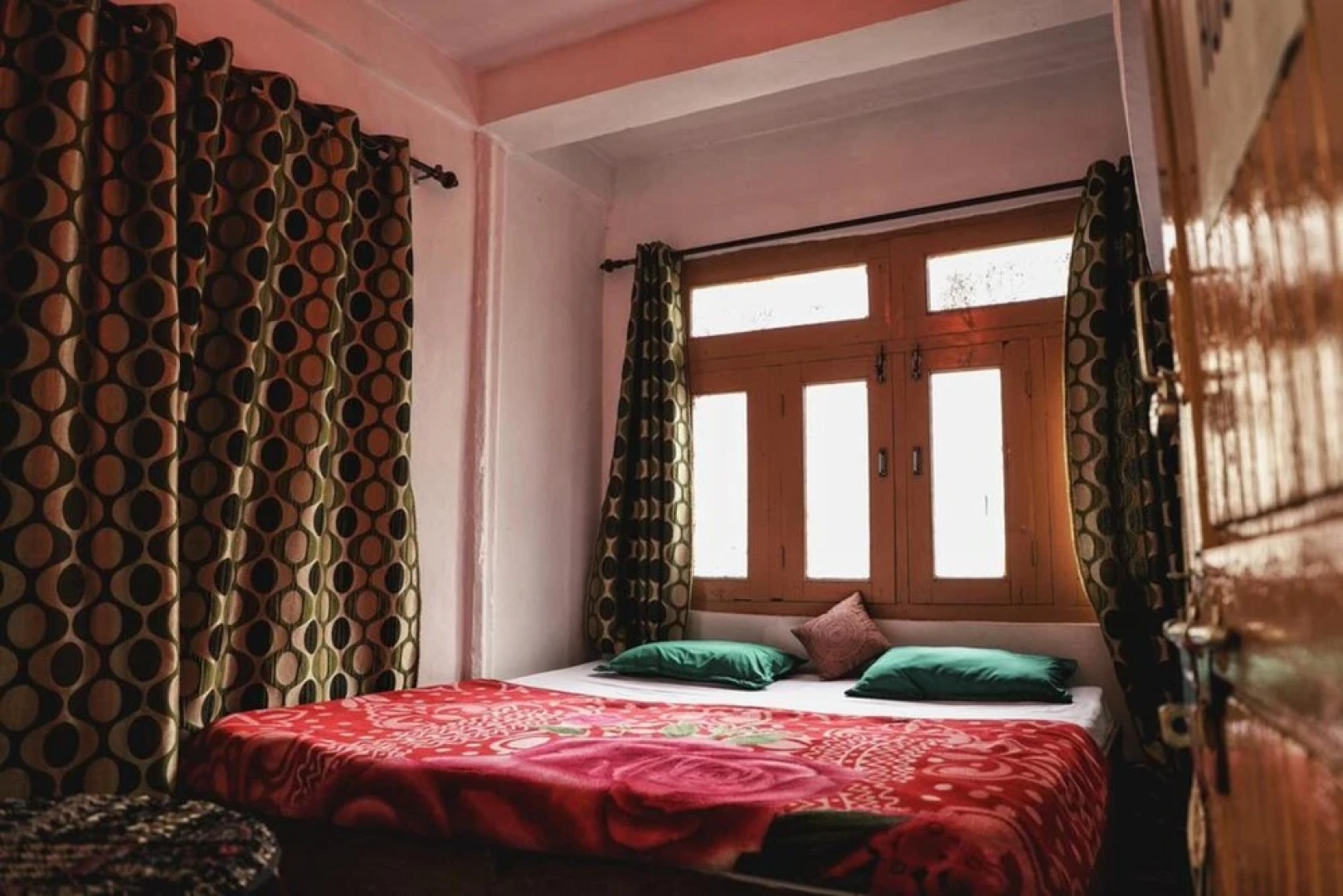 Nomads Hostel