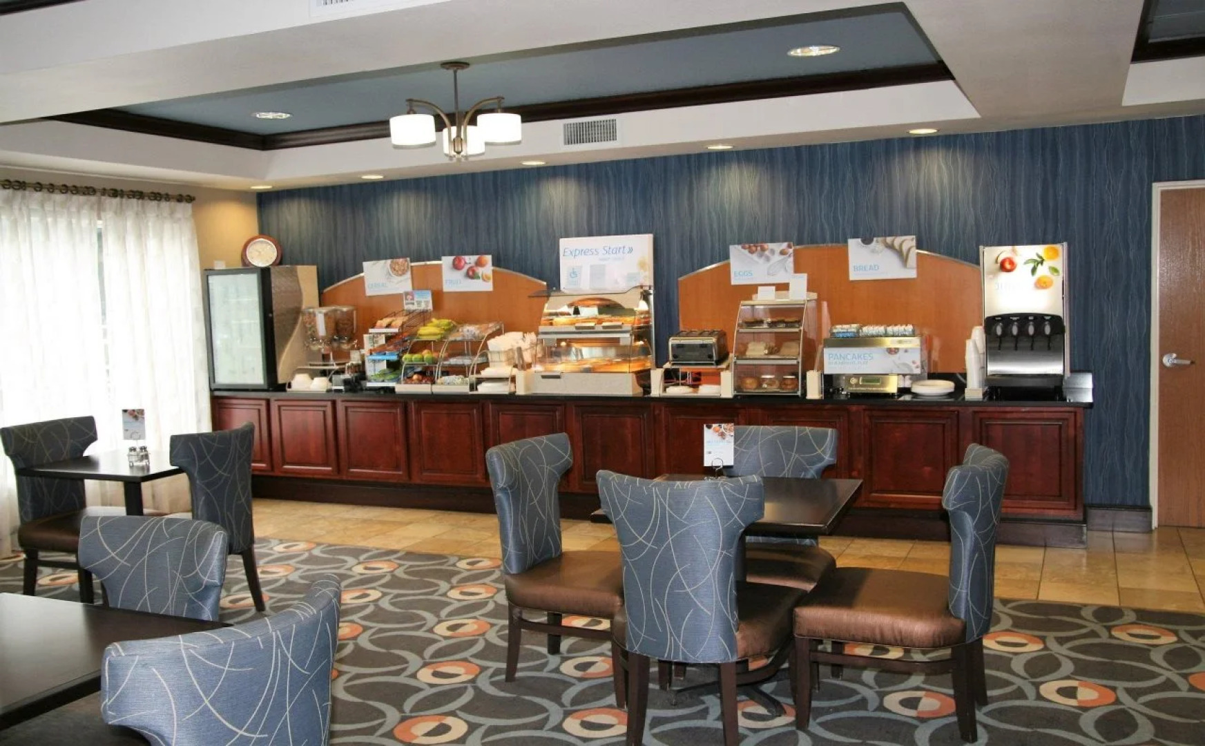 Holiday Inn Express Hotel & Suites Brooksville West by IHG
