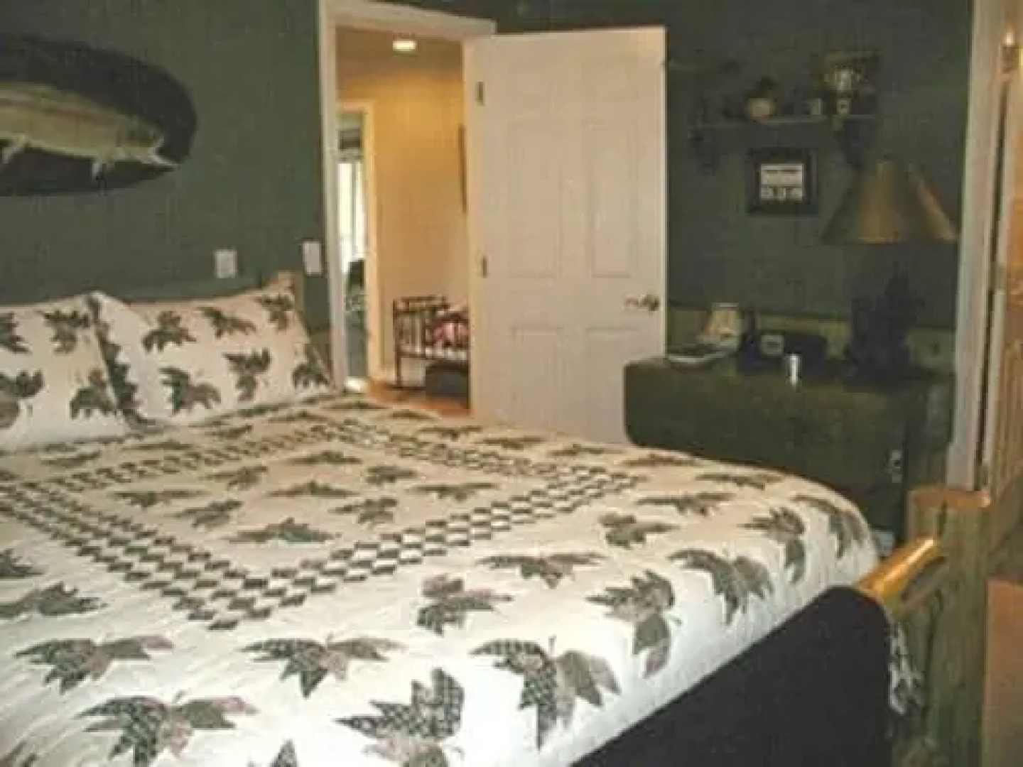 The Country Cedar Inn