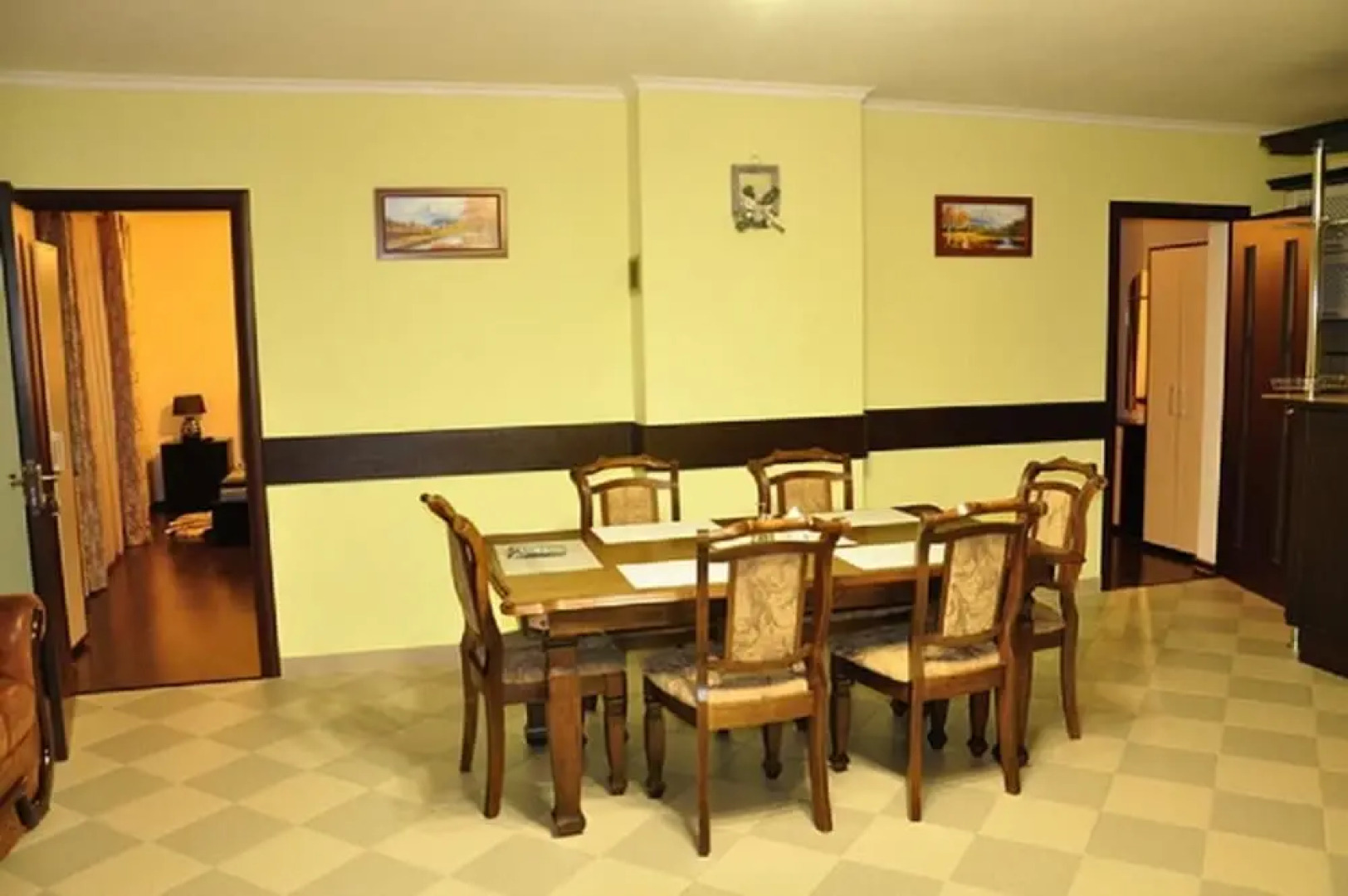 Villa Parliament Yablunytsya