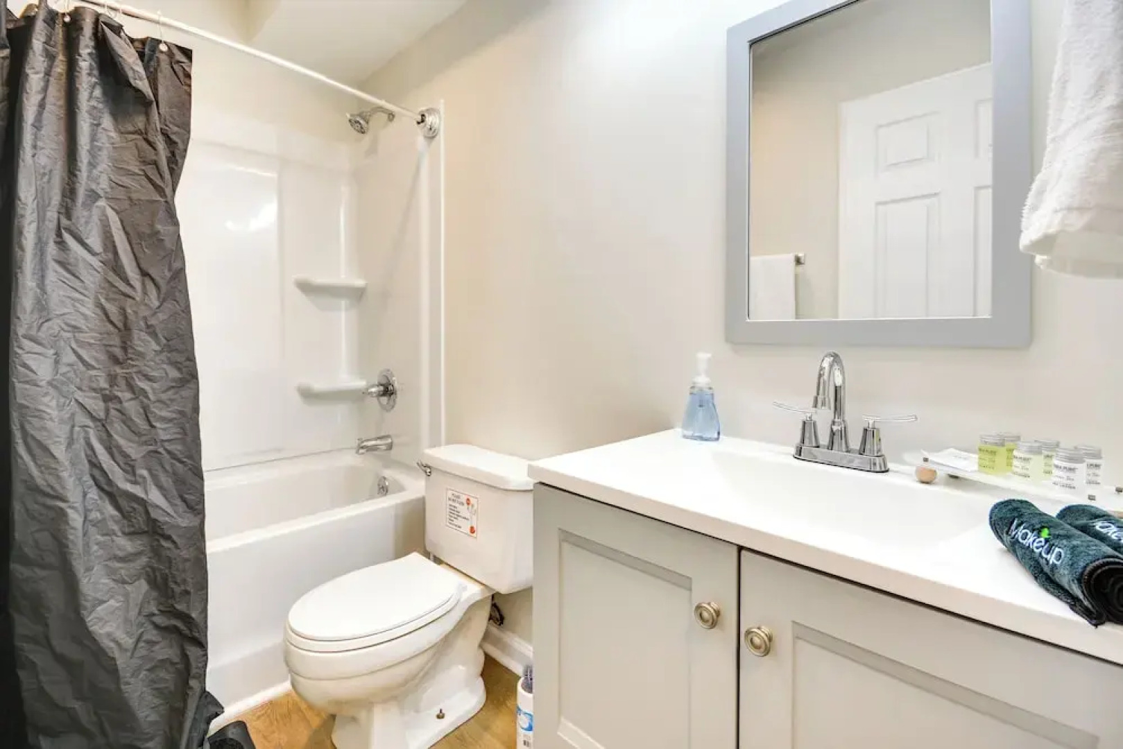 15 Mi to Greensboro: Archdale Condo w/ Fireplace