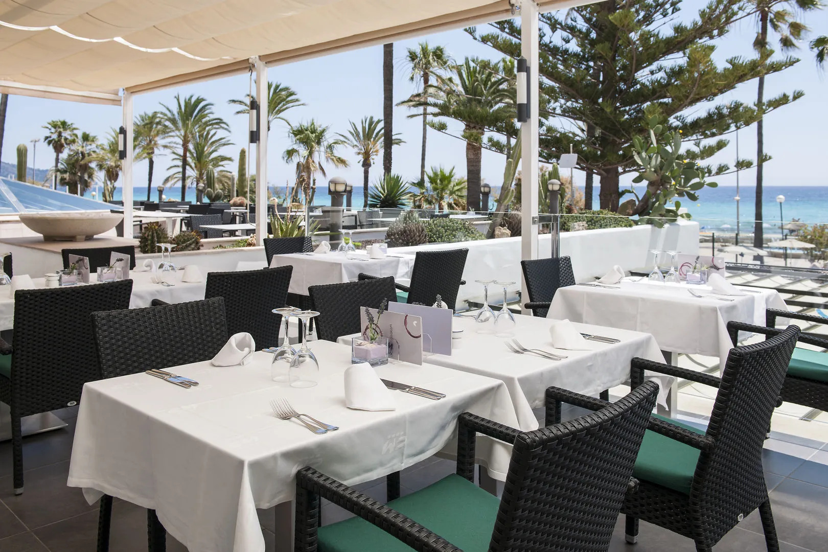 CM Playa del Moro Hotel