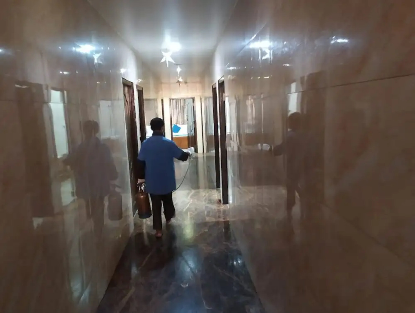 Hotel Rathnavel Towers