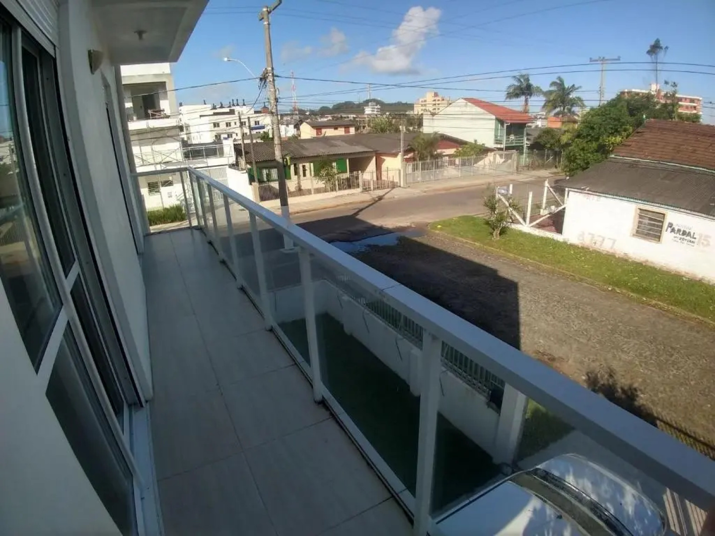 Apto. 03 Quartos à 500m da Praia