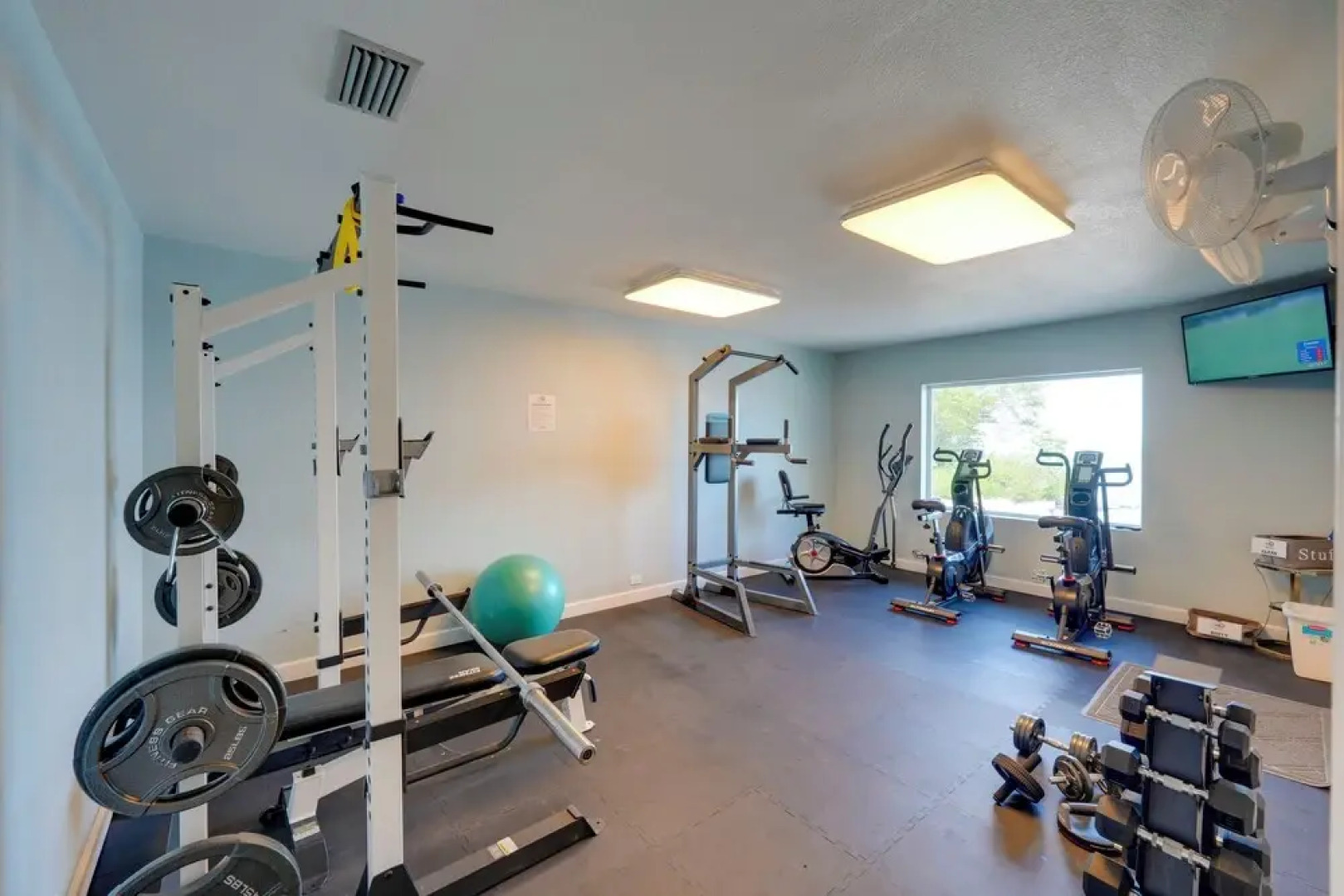 Key Largo Getaway w/ Bay Views + Pool Access!