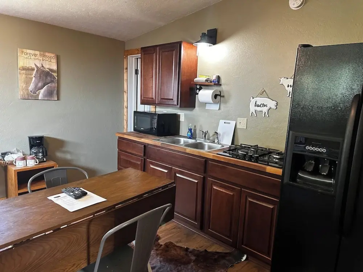 Travellers Rest Cabins and RV Park