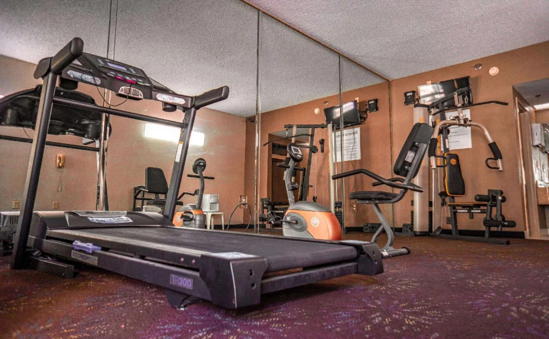 Quality Inn & Suites near Six Flags - Austell