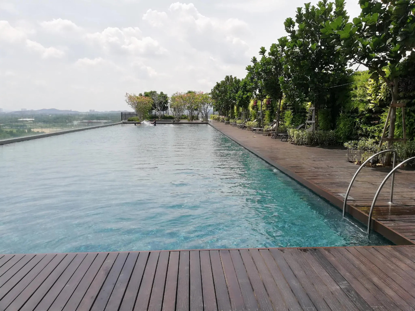 Centrus Soho w Netflix Cyberjaya by IdealHub