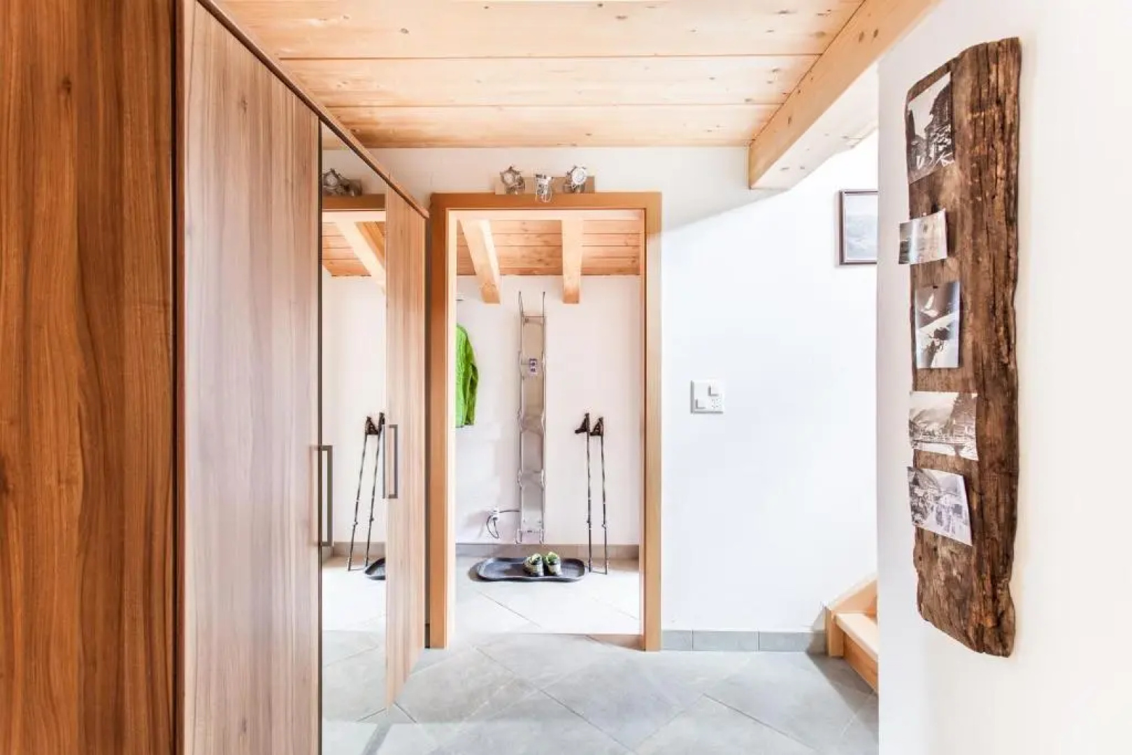 Chalet Hinter Dem Rot Stei