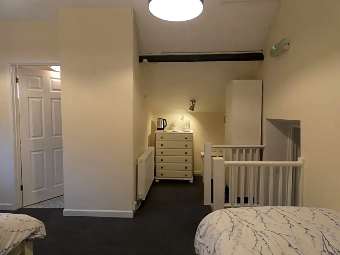 The Farmers Arms, Cwmdu