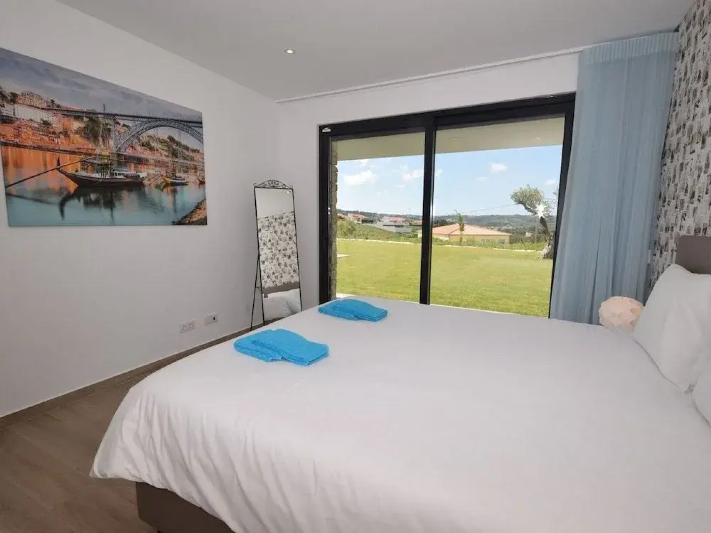 Villa in Alcobaca With Private Pool