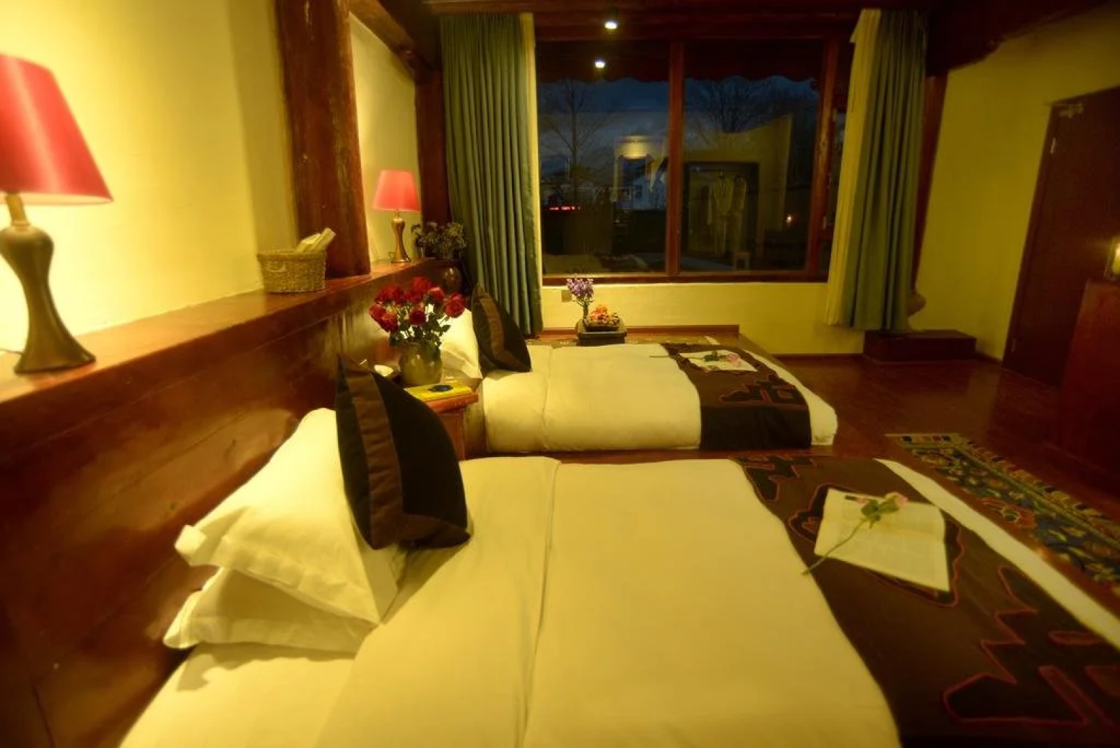 久栖·香格里拉玫瑰庄园