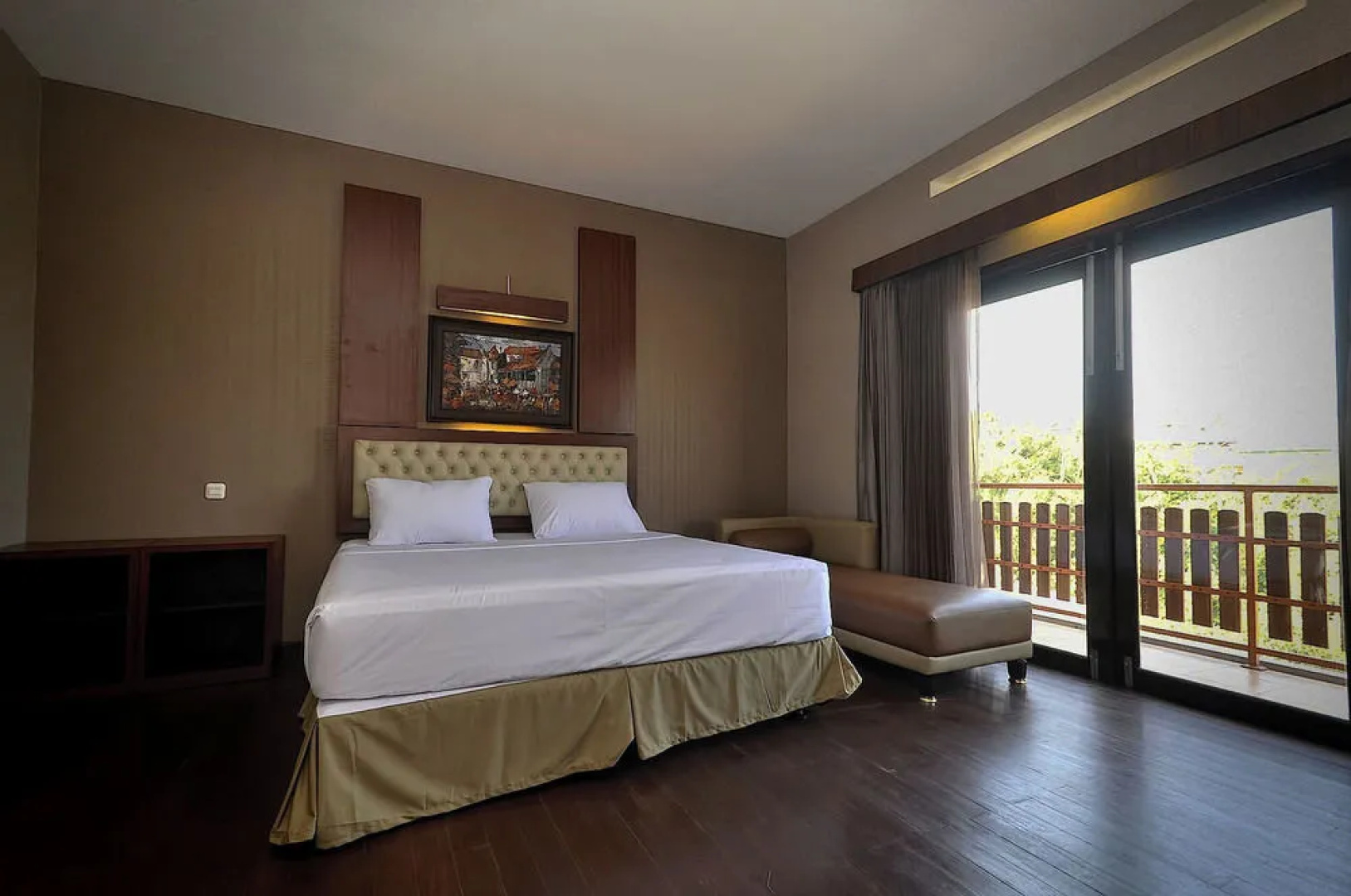 Spencer Green Hotel