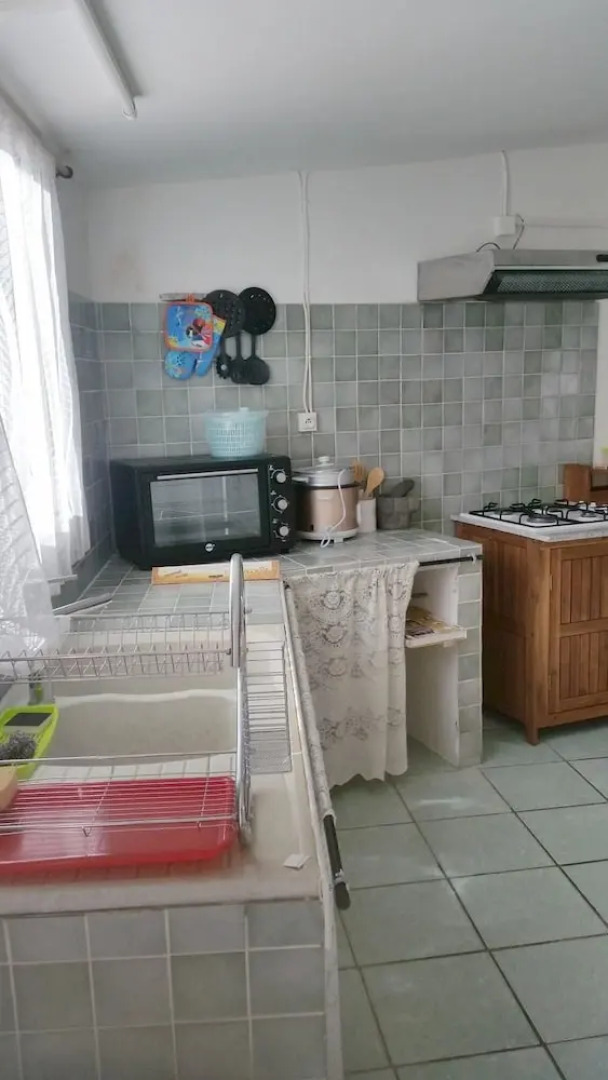 House With 2 Bedrooms in Petite-île, With Wonderful sea View, Furnishe