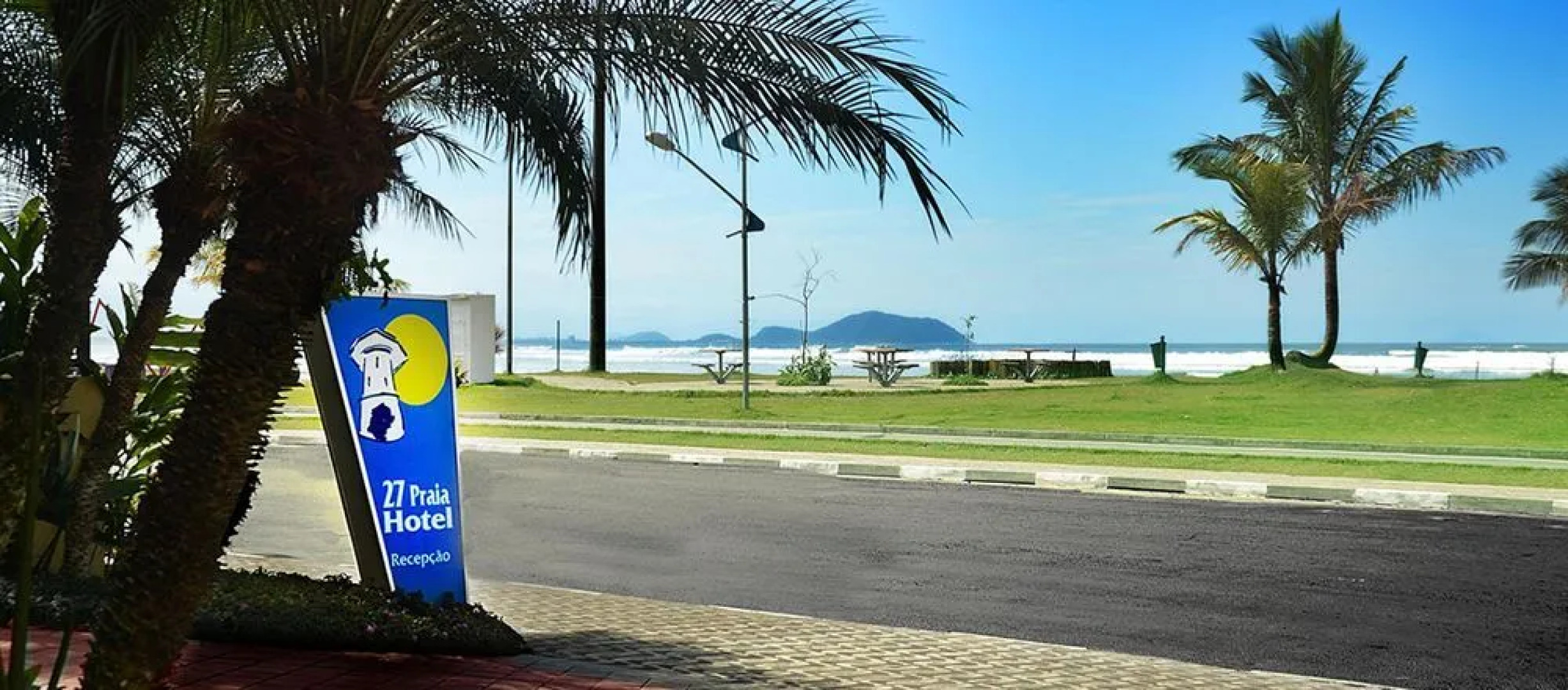 27 Praia Hotel
