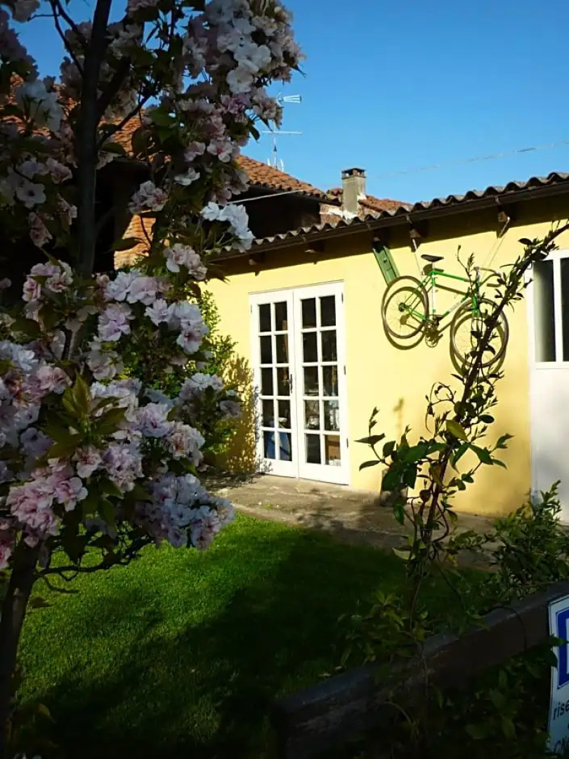 LAdele Bed & Breakfast