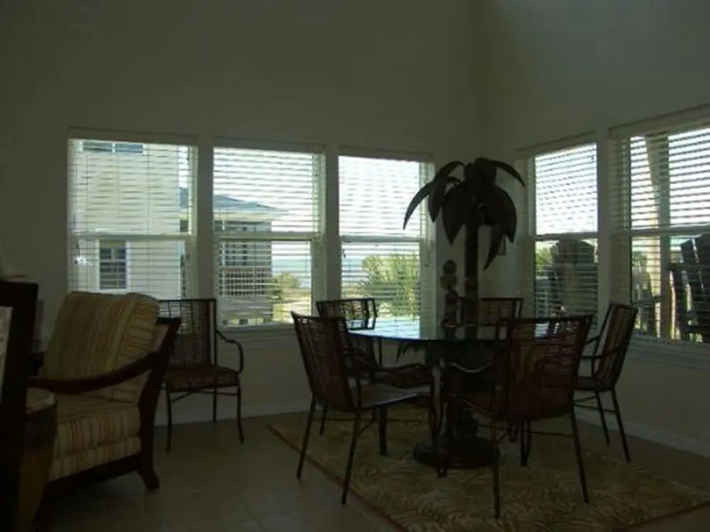 Yellow Bird Apartment 4 Bedroom