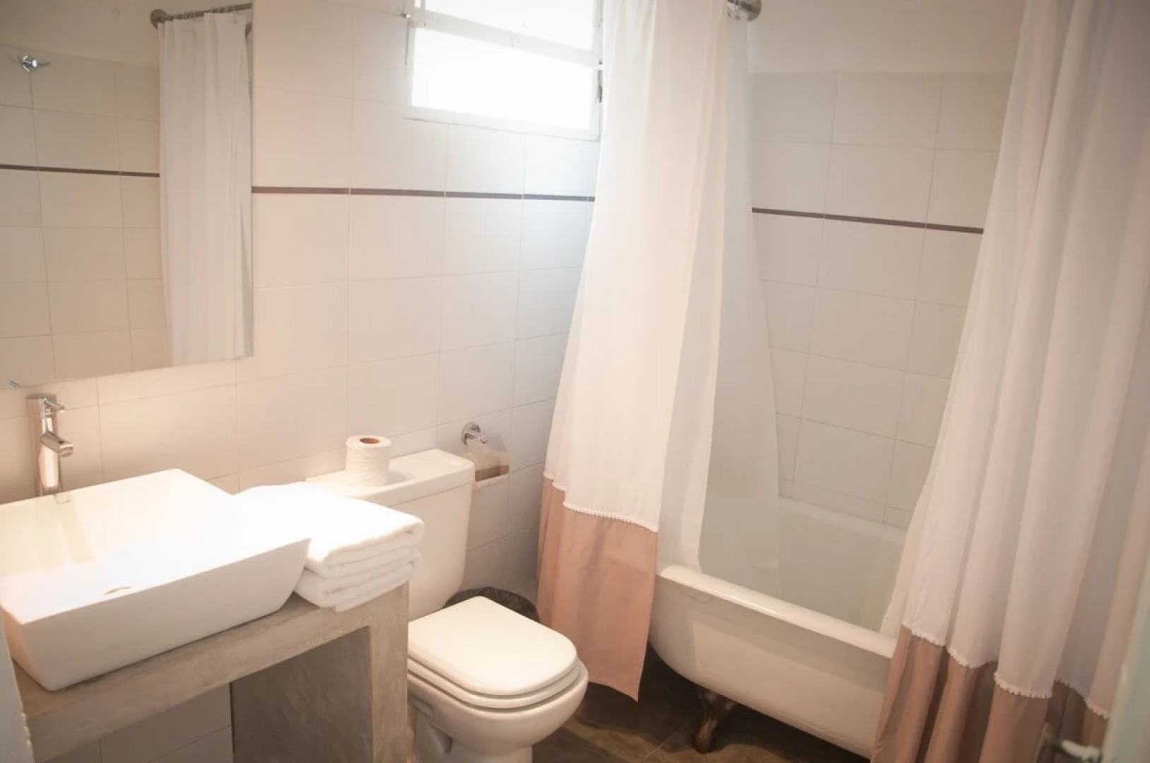 Ah'Lo Carmelo Hostel Boutique