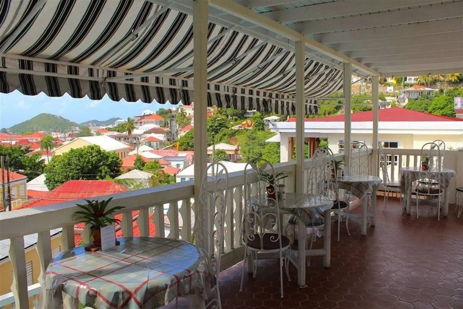 Bunker Hill Hotel