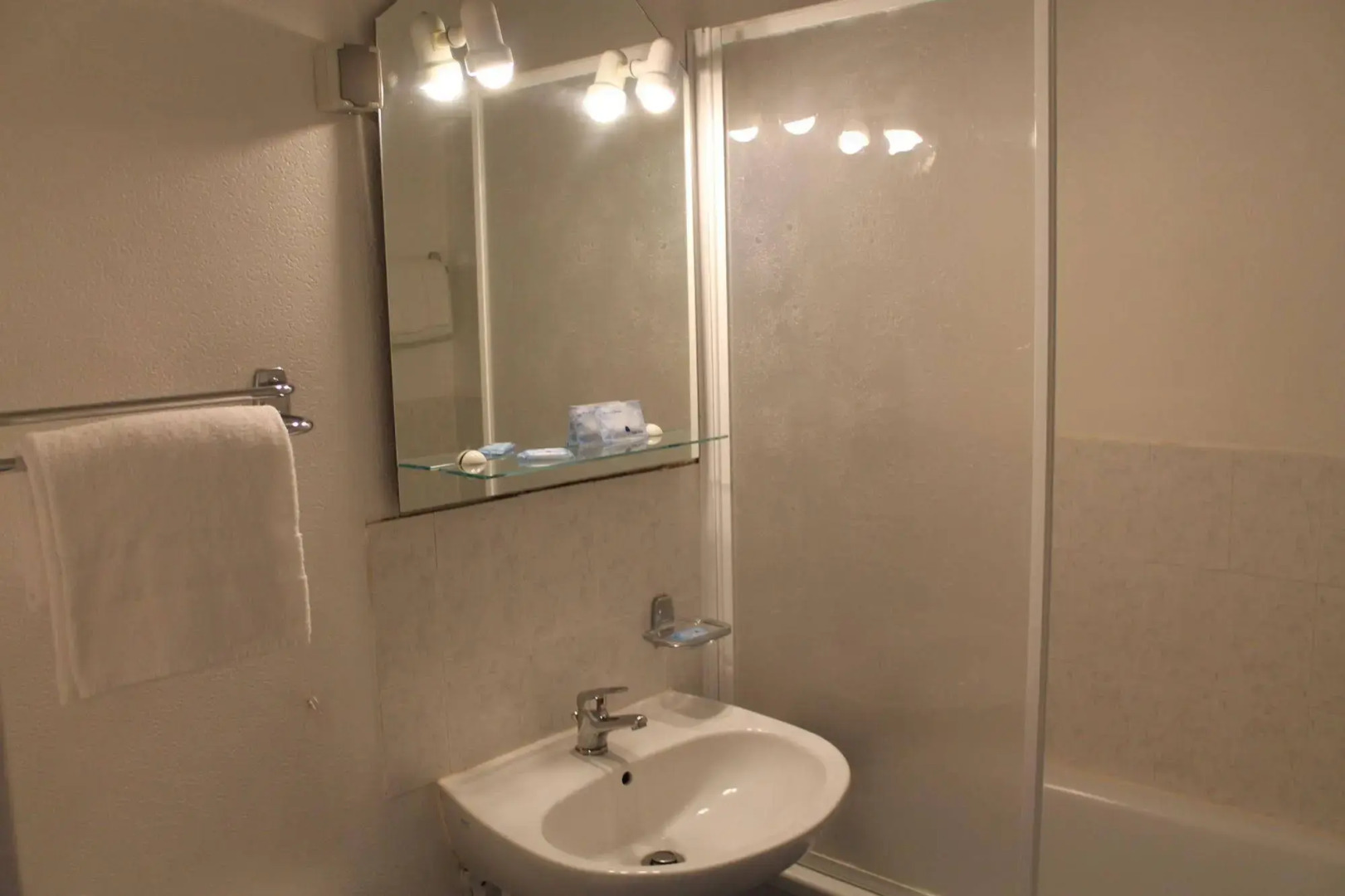 Hotel - Restaurant Le Clos des Cedres