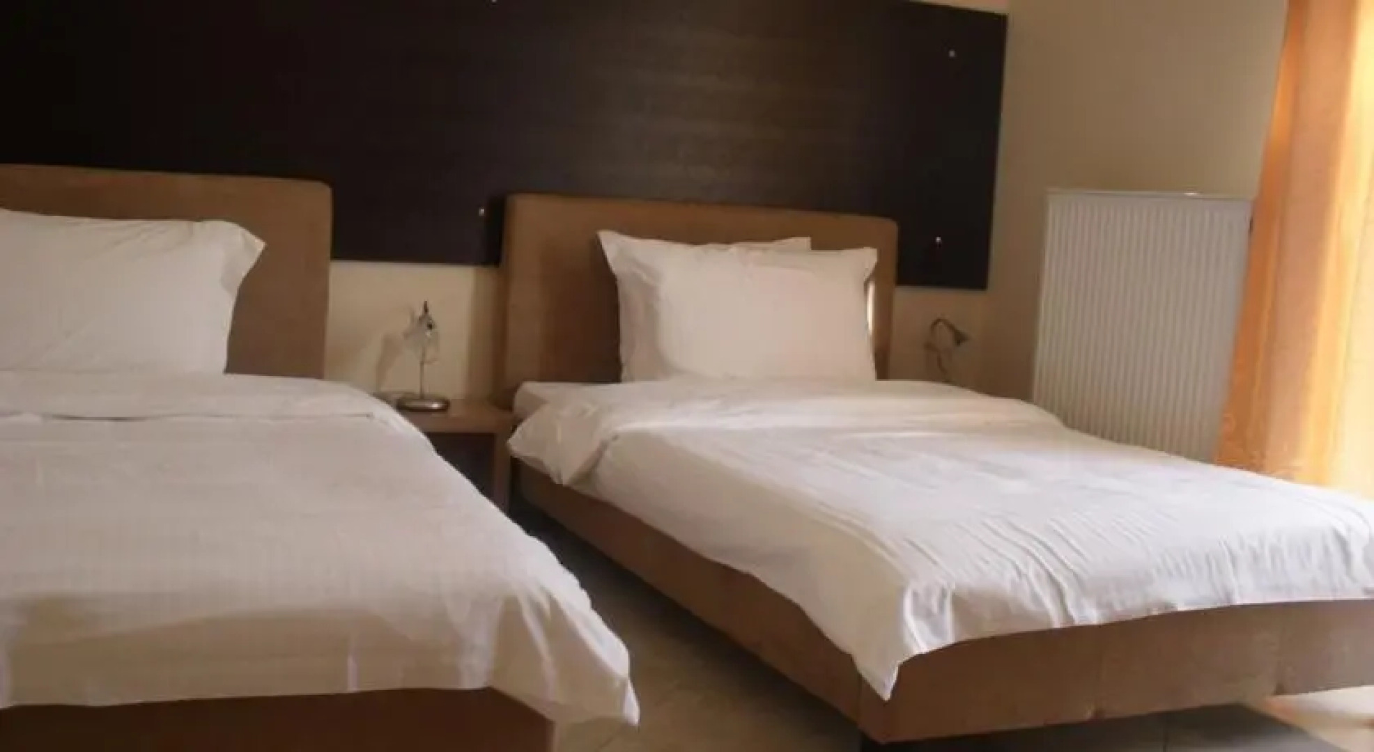 Kyknos De Luxe Suites