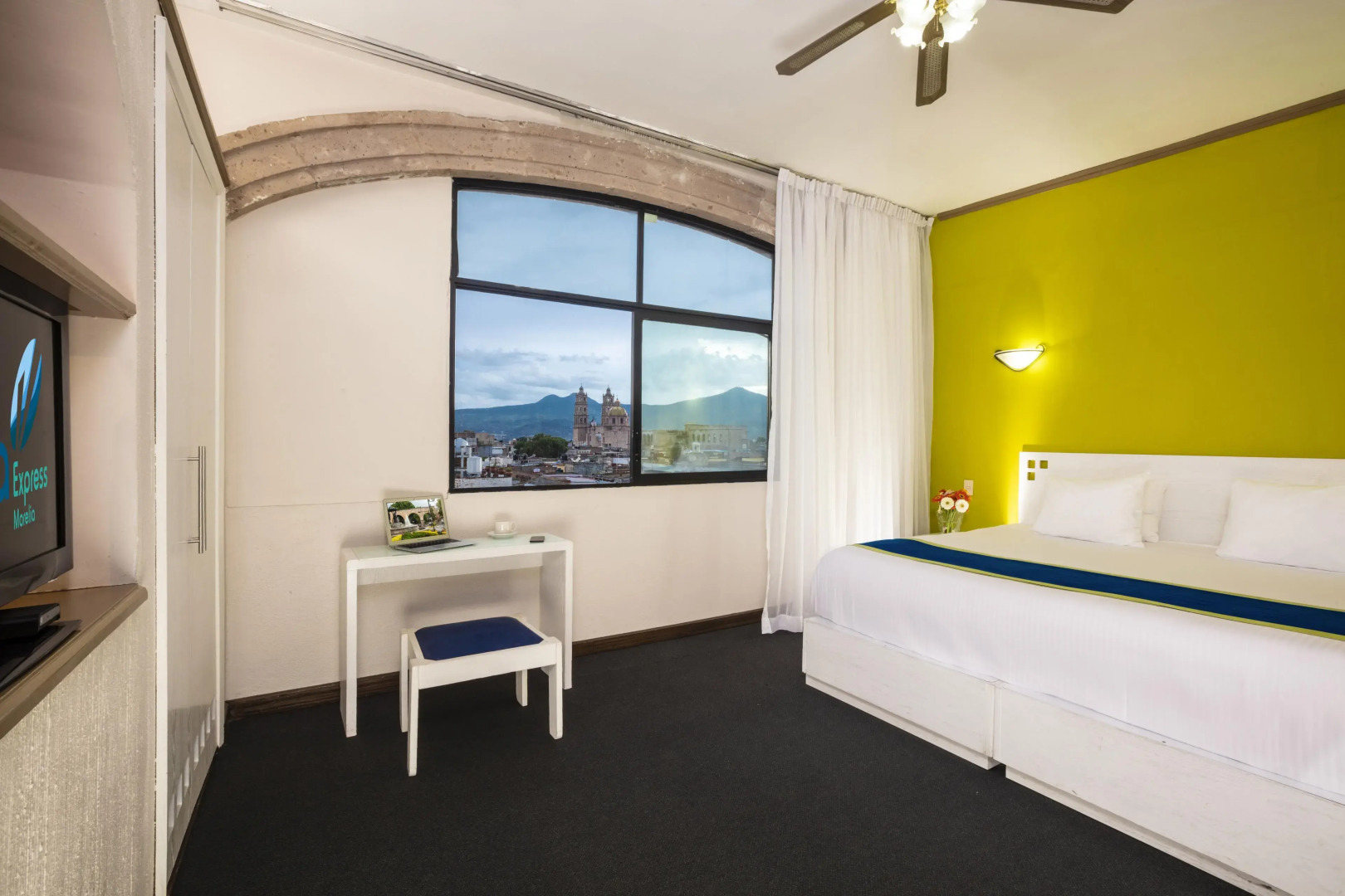 Hotel Vista Express Morelia By Arriva Hospitality Group