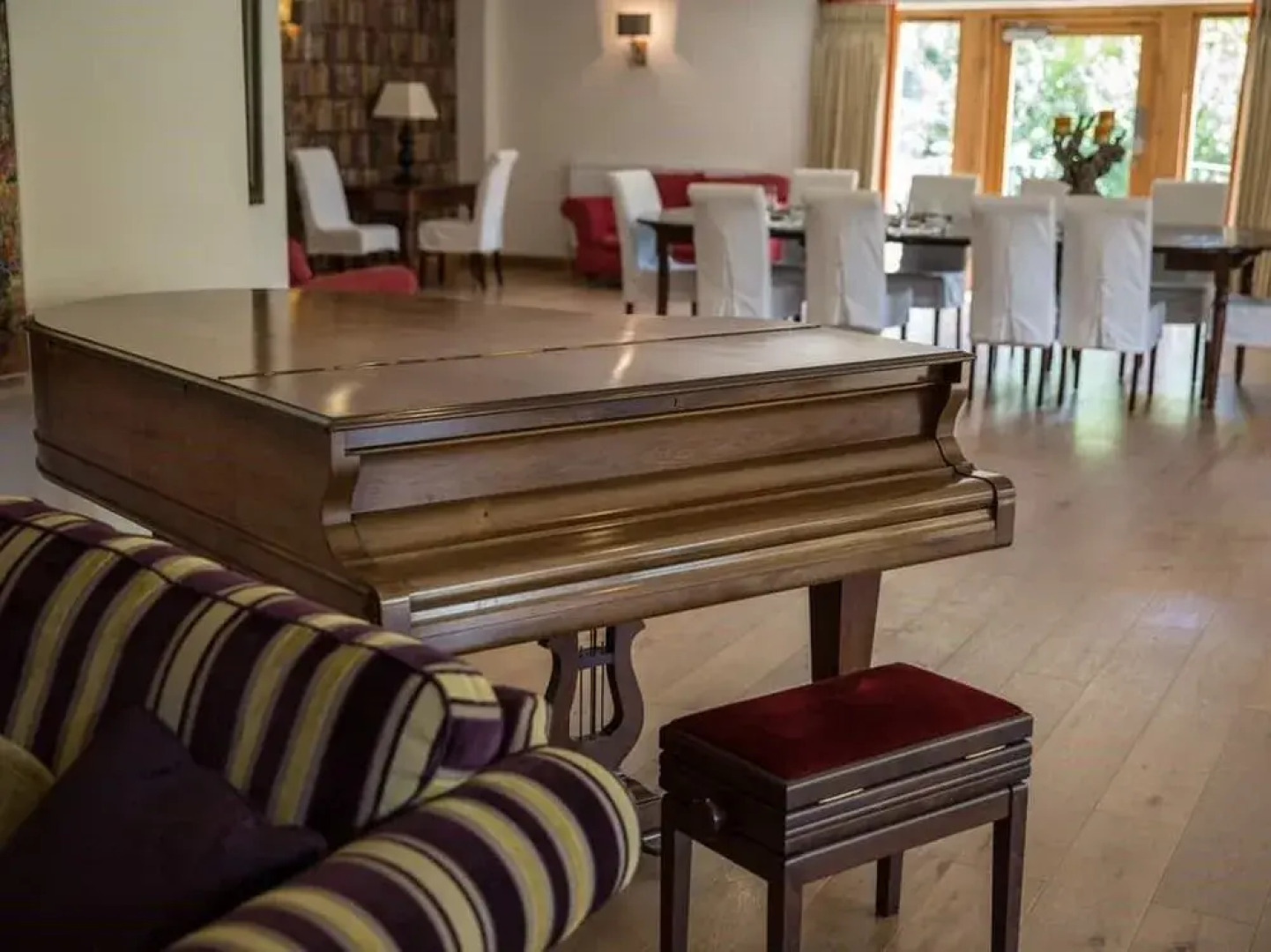 The English Wine Centre