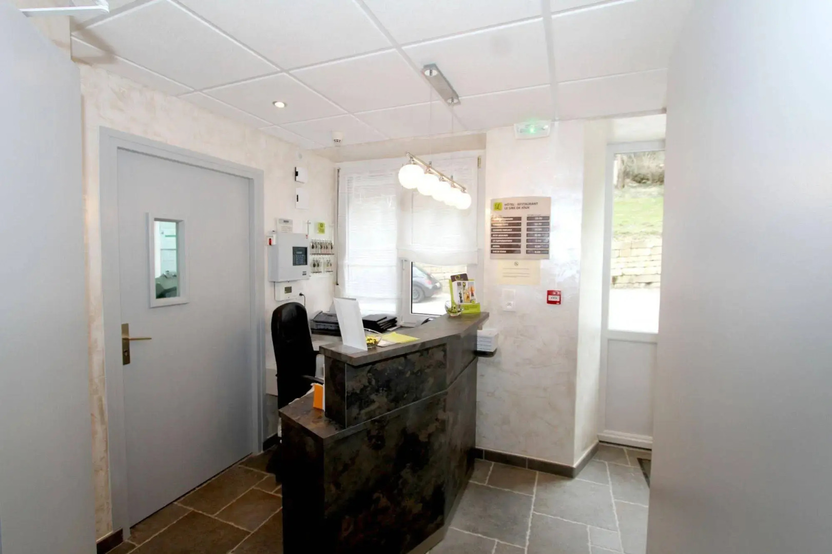 Hotel Le Sire De Joux