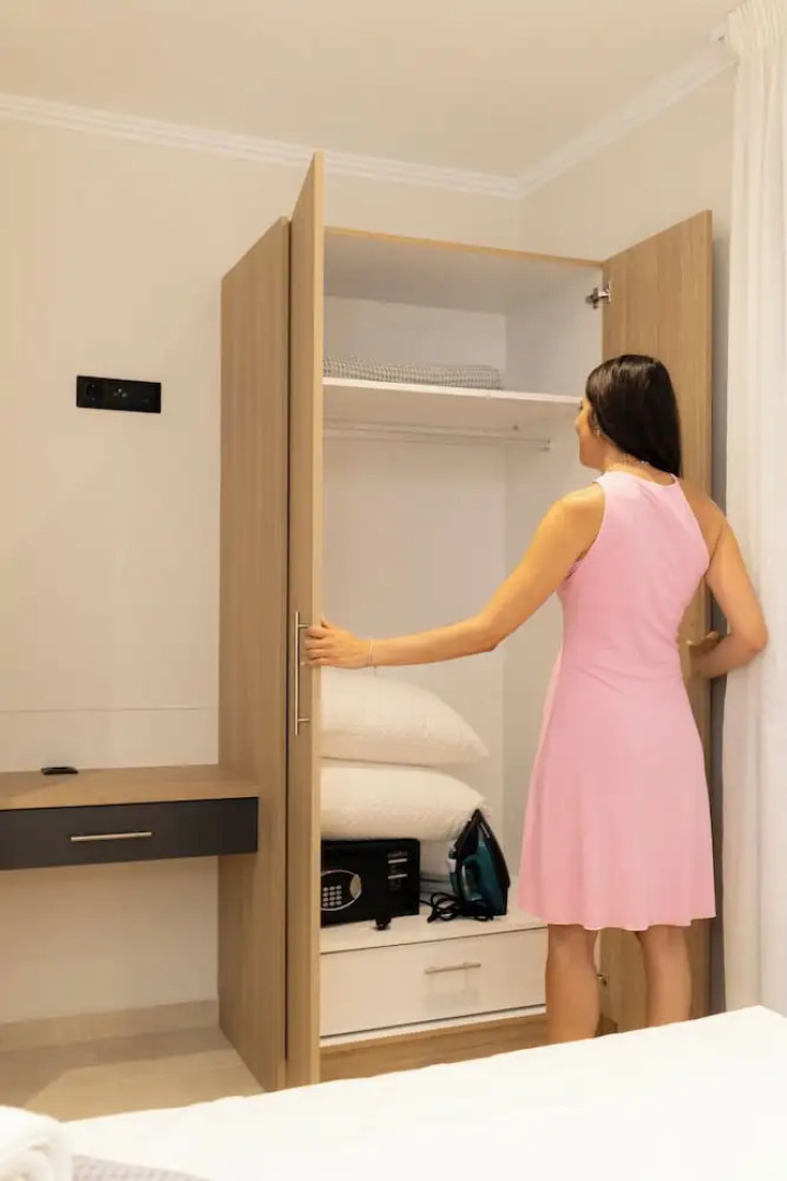 RAFKON Luxury Apartments - Myrina