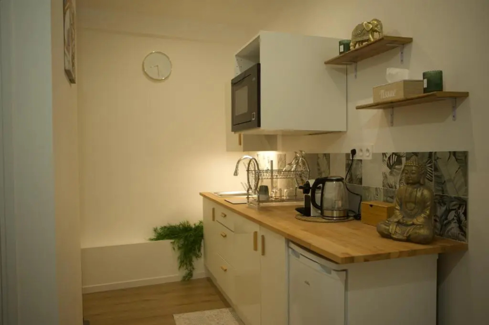 PARENTHESE LOVE : Bali Mon Amour - Suite Jacuzzi SPA - Proche Orly / Paris